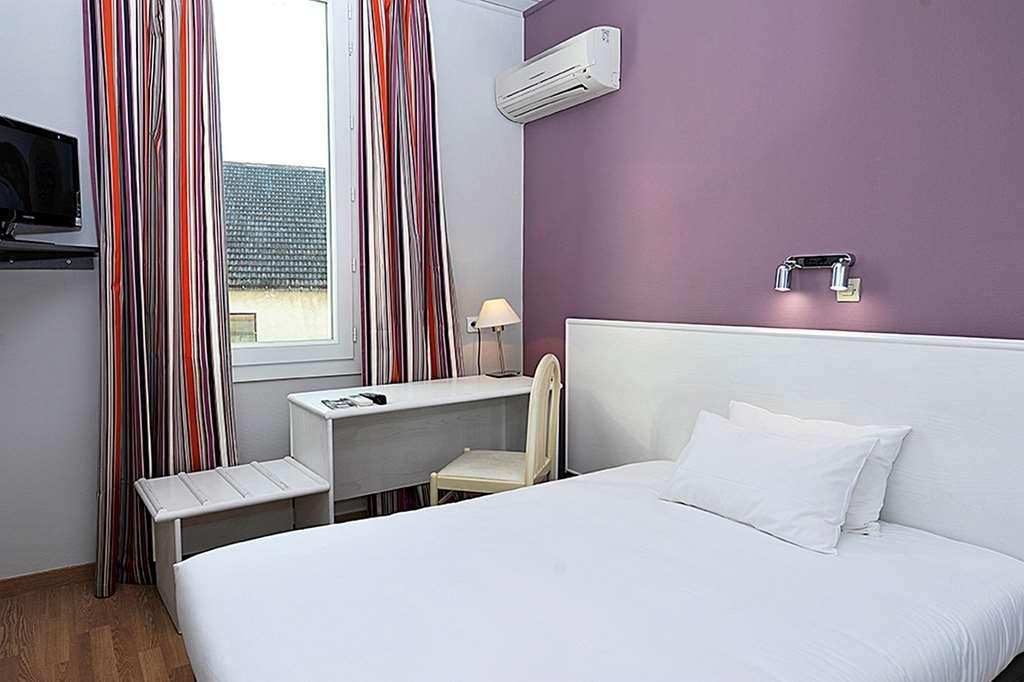 Cit'Hotel Le Louvre Orange Orange  Ruang foto