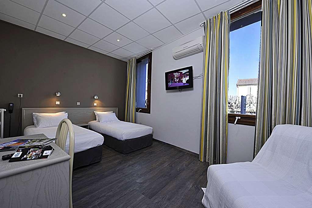Cit'Hotel Le Louvre Orange Orange  Ruang foto